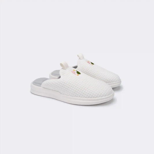 Jolie x Lusso Cloud: LIKE WALKING ON WATER Pelli Slide